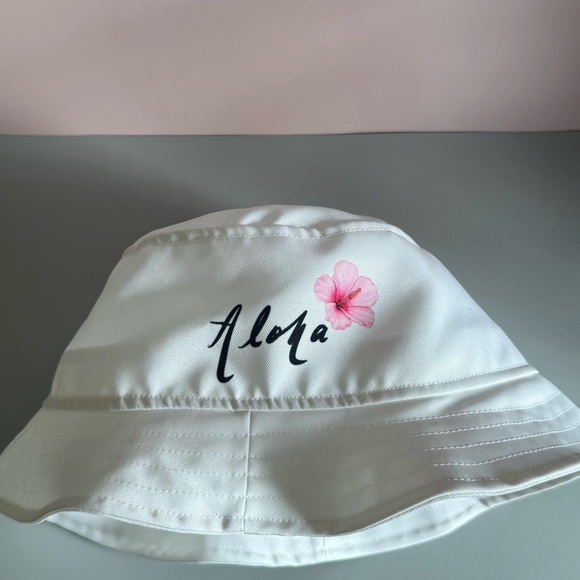 White Bucket Hat with Pink Flower - Picture 6 of 7